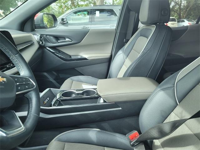 used 2025 Chevrolet Equinox car, priced at $28,300
