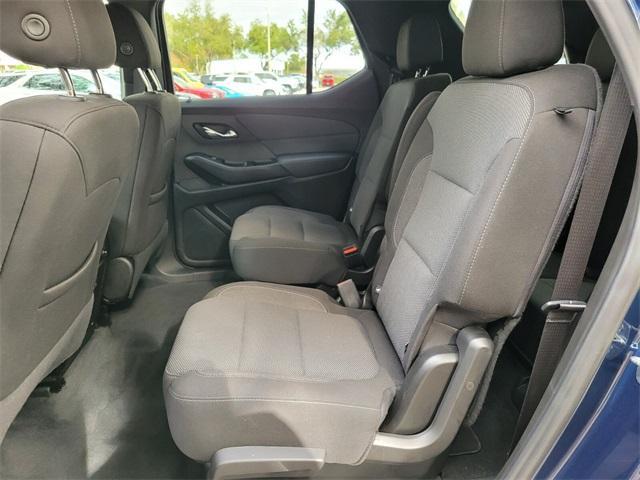 used 2023 Chevrolet Traverse car, priced at $29,950