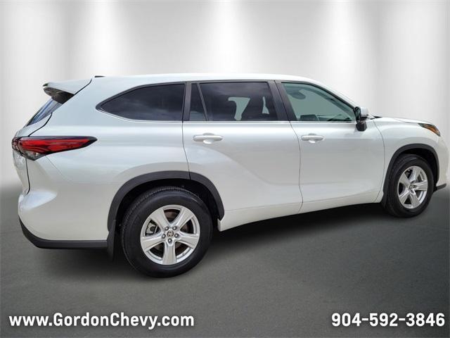 used 2023 Toyota Highlander car, priced at $33,850