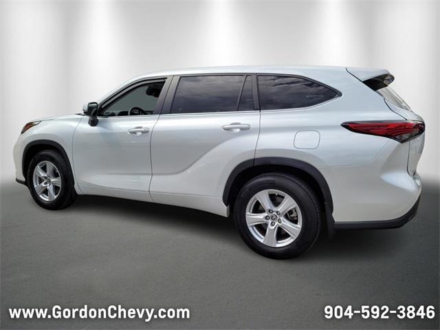 used 2023 Toyota Highlander car, priced at $33,850