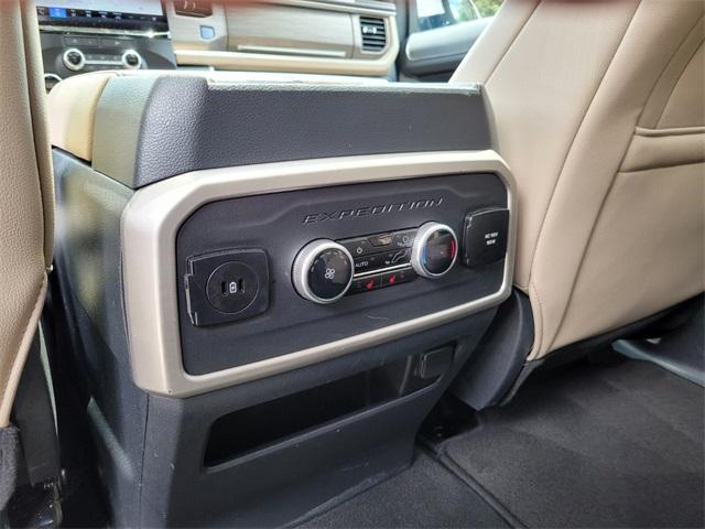 used 2024 Ford Expedition car, priced at $58,900