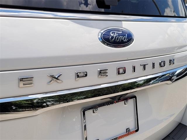 used 2024 Ford Expedition car, priced at $58,900