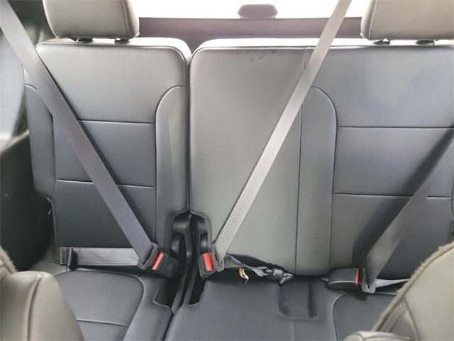 used 2022 Chevrolet Traverse car, priced at $31,300