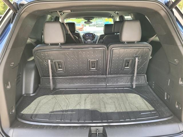used 2022 Chevrolet Traverse car, priced at $31,300