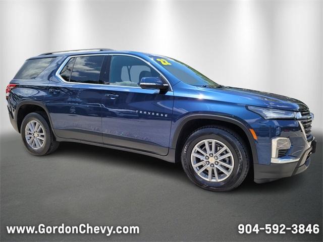 used 2022 Chevrolet Traverse car, priced at $31,300