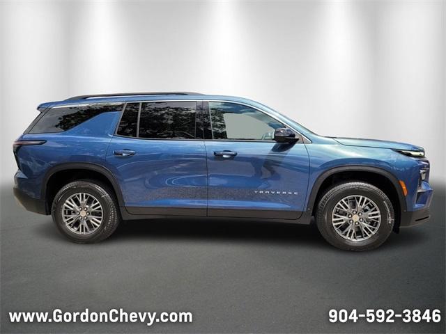 new 2026 Chevrolet Traverse car, priced at $43,123