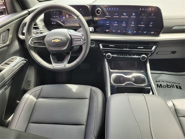 new 2026 Chevrolet Traverse car, priced at $43,123
