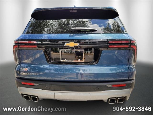 new 2026 Chevrolet Traverse car, priced at $43,123