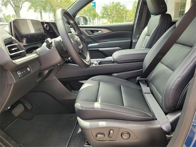 new 2026 Chevrolet Traverse car, priced at $43,123