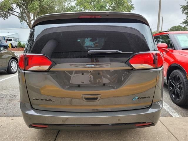 used 2020 Chrysler Pacifica Hybrid car, priced at $27,700