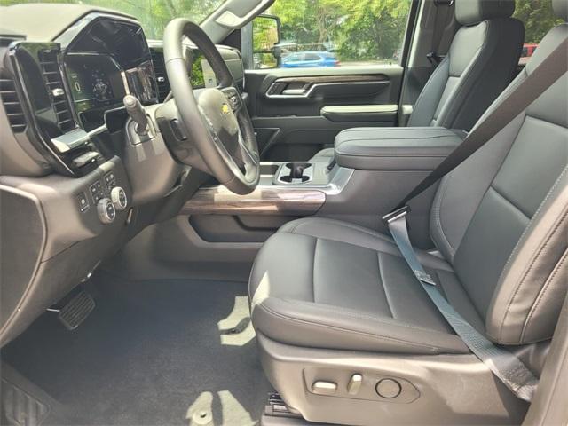 new 2025 Chevrolet Silverado 3500 car, priced at $81,050