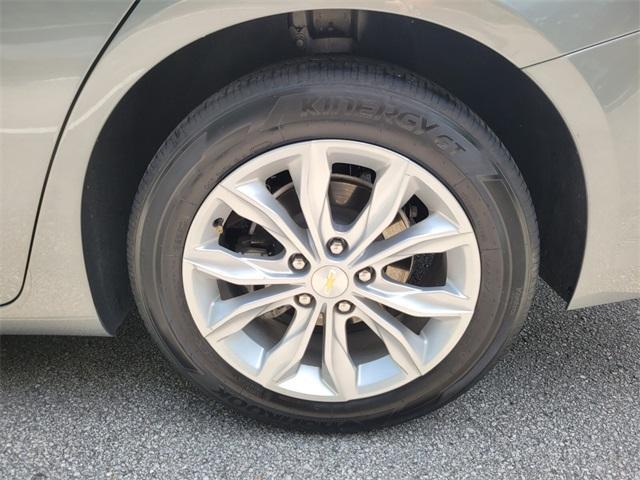 used 2024 Chevrolet Malibu car, priced at $18,900