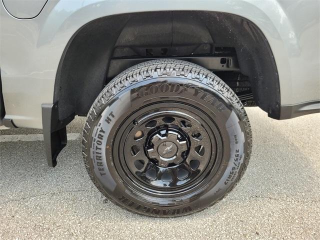 used 2025 Chevrolet Colorado car, priced at $31,900