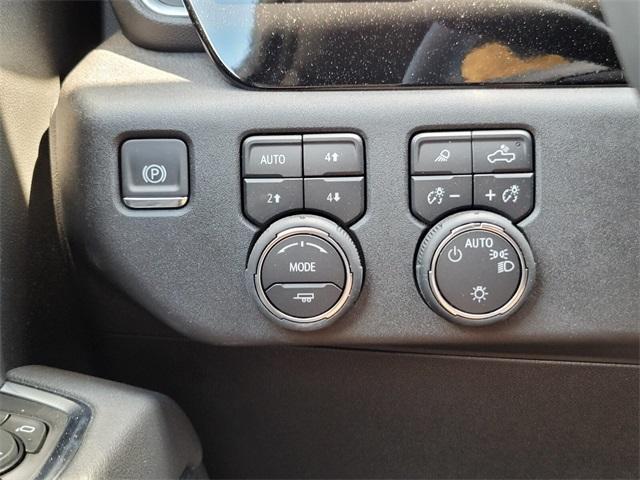 new 2025 Chevrolet Silverado 1500 car, priced at $55,789