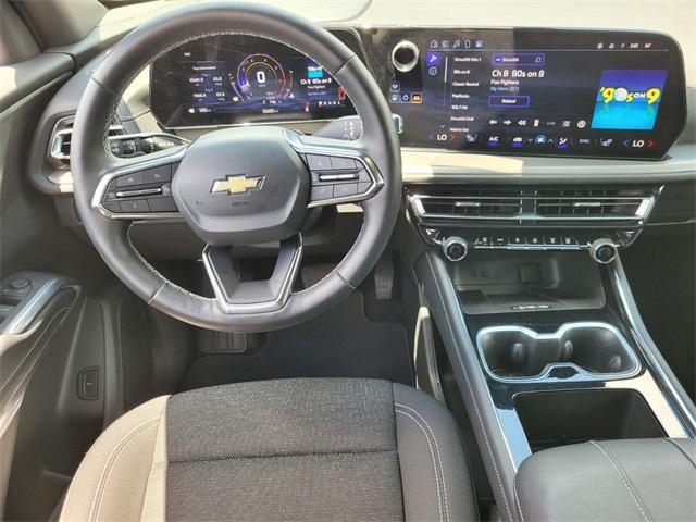 used 2025 Chevrolet Traverse car, priced at $38,400
