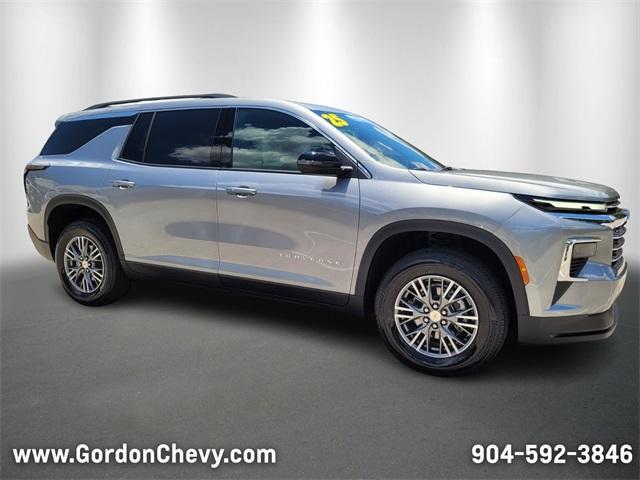 used 2025 Chevrolet Traverse car, priced at $38,400