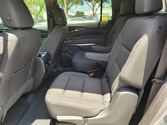 used 2025 Chevrolet Traverse car, priced at $38,400
