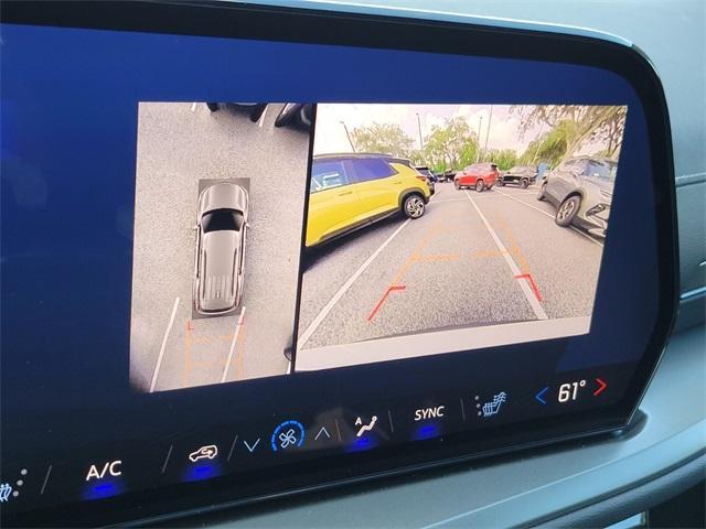 new 2025 Chevrolet Traverse car, priced at $43,258