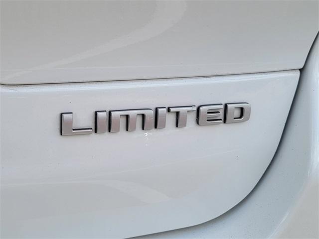 used 2024 Jeep Grand Cherokee L car, priced at $34,900