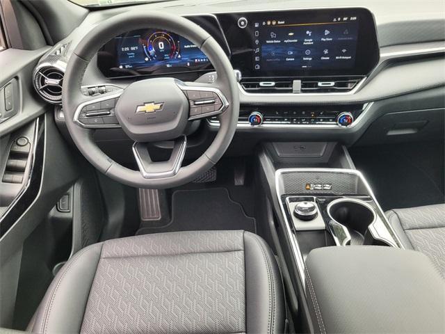 new 2026 Chevrolet Equinox car, priced at $30,045