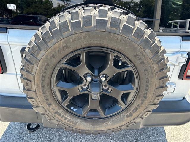 used 2022 Jeep Wrangler Unlimited car, priced at $33,500