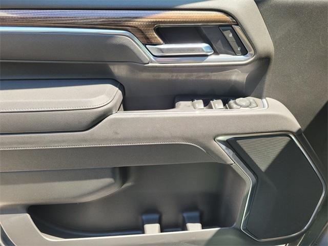 new 2025 Chevrolet Silverado 2500 car, priced at $71,676