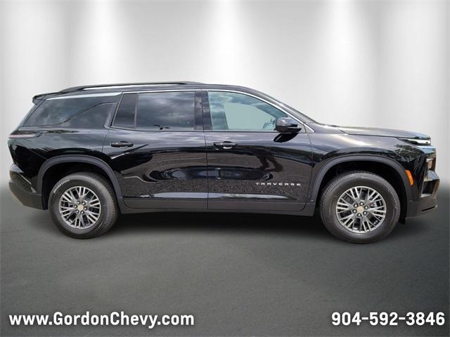 new 2025 Chevrolet Traverse car, priced at $42,595
