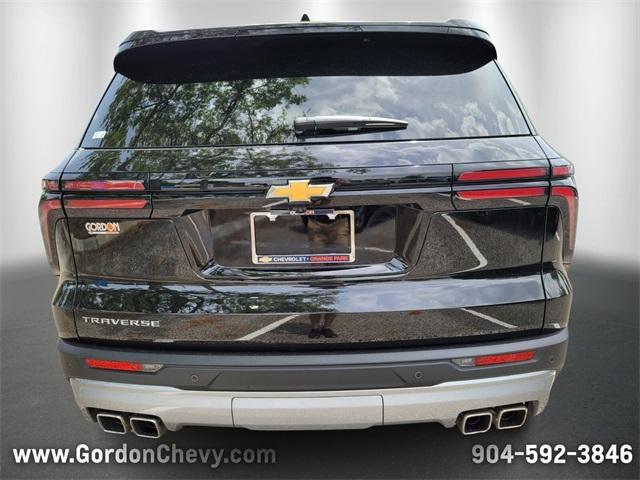 new 2025 Chevrolet Traverse car, priced at $42,595