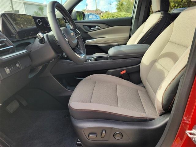 new 2025 Chevrolet Traverse car, priced at $42,490