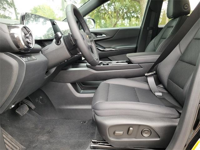 new 2026 Chevrolet Equinox car, priced at $31,816