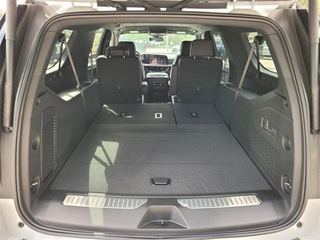 new 2025 Chevrolet Suburban car, priced at $74,953