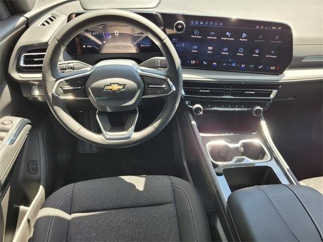 new 2025 Chevrolet Traverse car, priced at $42,095