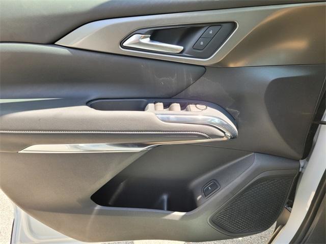 new 2025 Chevrolet Traverse car, priced at $42,095