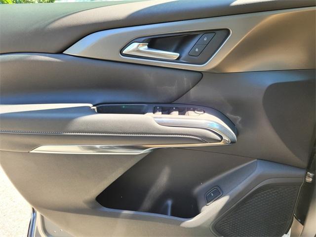 new 2025 Chevrolet Traverse car, priced at $43,595
