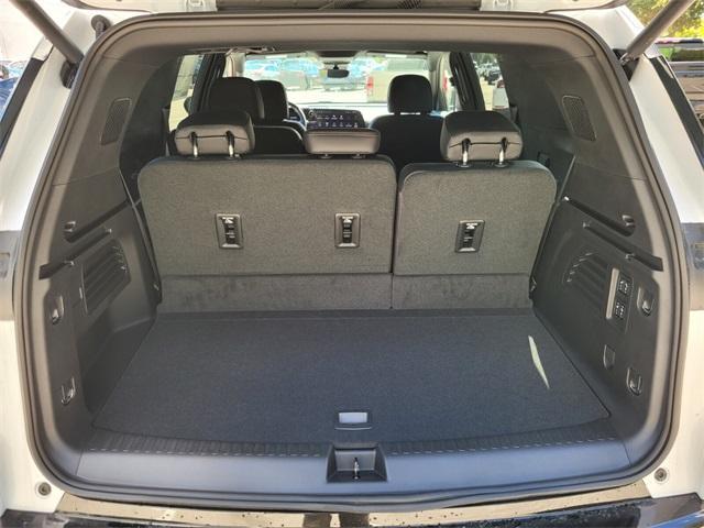 new 2025 Chevrolet Traverse car, priced at $54,310