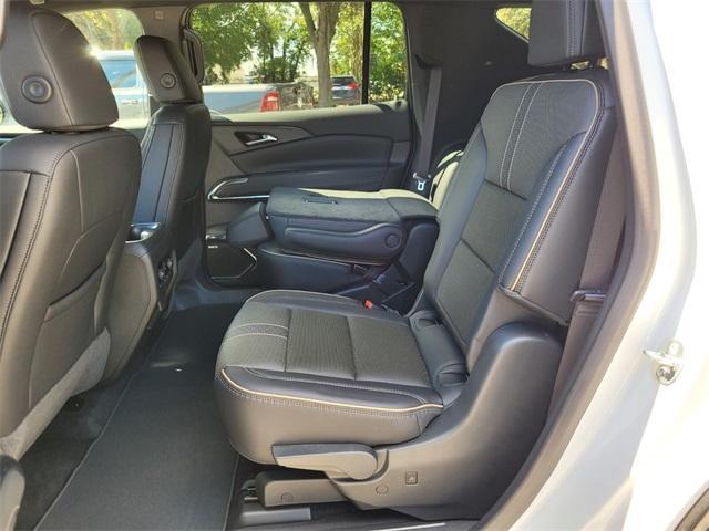 new 2025 Chevrolet Traverse car, priced at $54,310