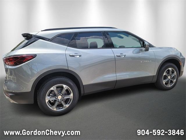 new 2025 Chevrolet Blazer car, priced at $35,425