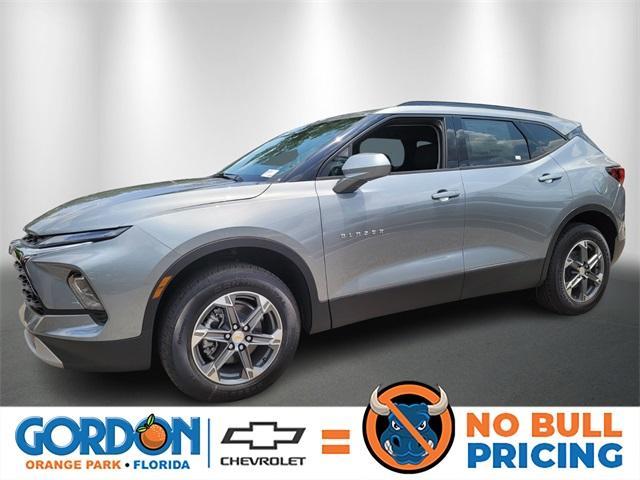 new 2025 Chevrolet Blazer car, priced at $35,425