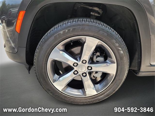 used 2022 Jeep Grand Cherokee car, priced at $31,200