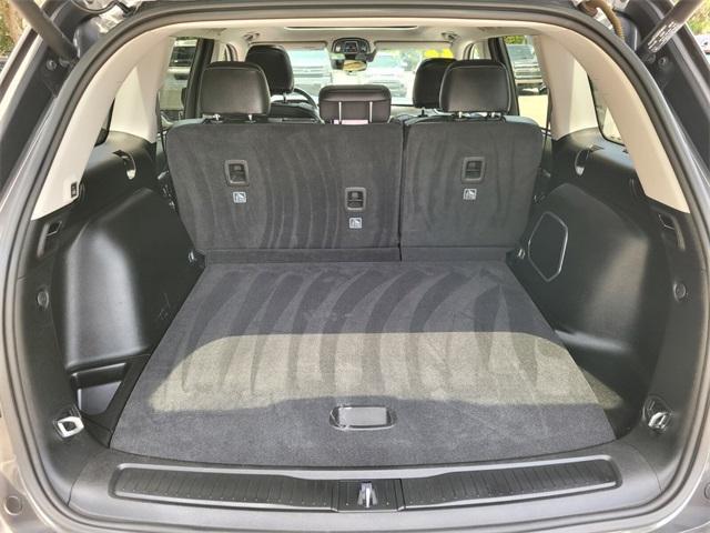 used 2022 Jeep Grand Cherokee car, priced at $31,200