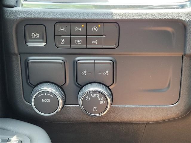 new 2025 Chevrolet Suburban car, priced at $65,045