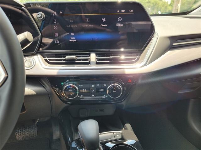 new 2025 Chevrolet Trax car, priced at $27,980
