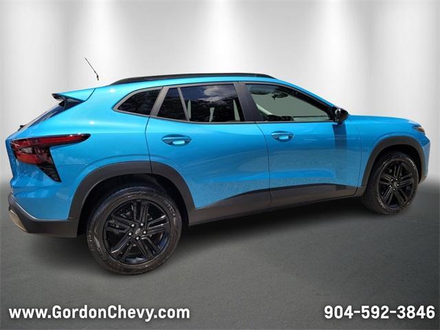 new 2025 Chevrolet Trax car, priced at $27,980