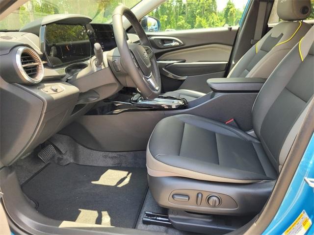 new 2025 Chevrolet Trax car, priced at $27,980