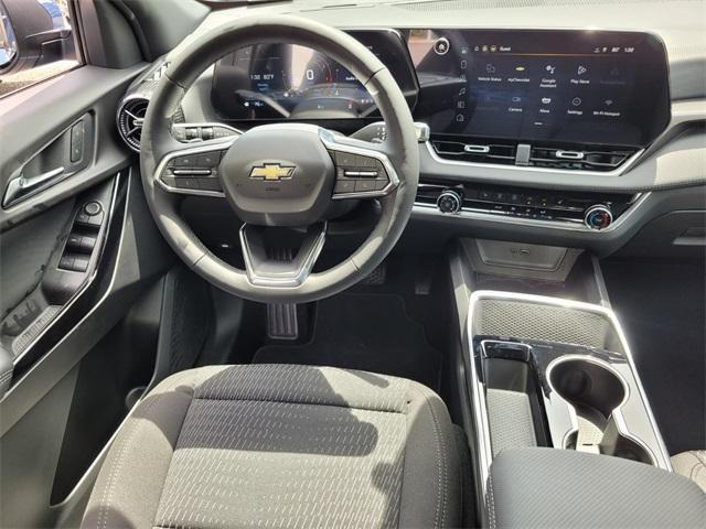 new 2025 Chevrolet Equinox car, priced at $27,495
