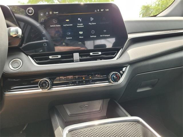 new 2025 Chevrolet Equinox car, priced at $27,495