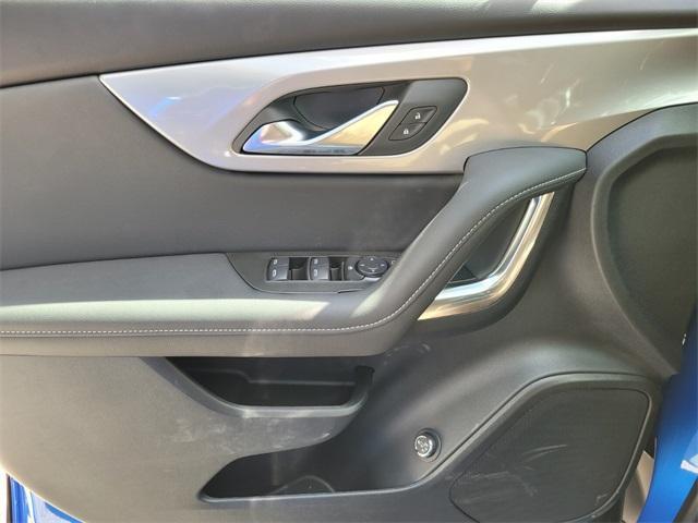 new 2025 Chevrolet Blazer car, priced at $37,125