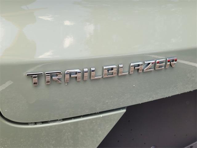 new 2026 Chevrolet TrailBlazer car, priced at $25,517