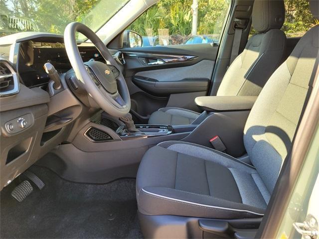 new 2025 Chevrolet TrailBlazer car, priced at $25,280