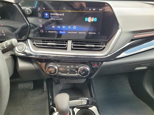 new 2025 Chevrolet Trax car, priced at $27,085